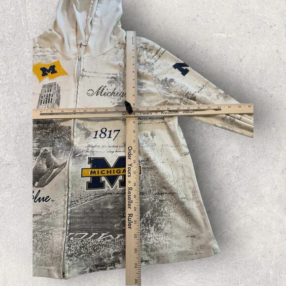 Univ of Michigan Zip Hoodie Women’s Size M Cream Graphic Go Blue Wolverines - Picture 4 of 8